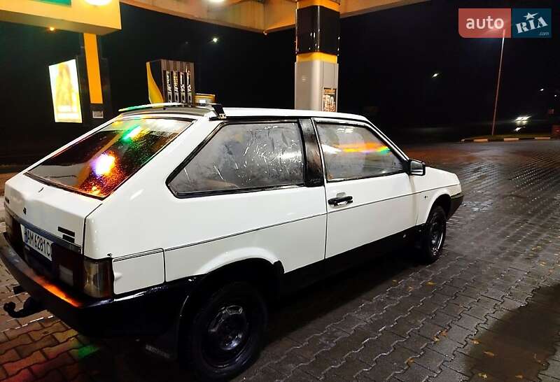 Хэтчбек ВАЗ / Lada 2108 1993 в Житомире