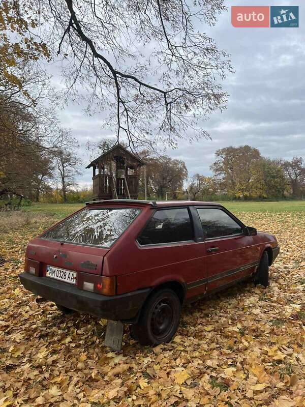 Хэтчбек ВАЗ / Lada 2108 1992 в Луцке фото 5 Хэтчбек ВАЗ / Lada 2108 1992 в Луцке