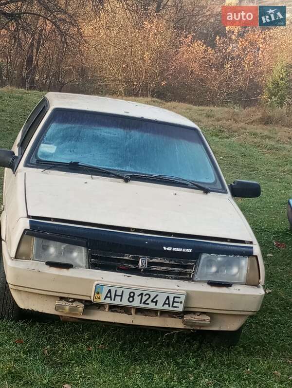 Хэтчбек ВАЗ / Lada 2108 1986 в Косове фото Хэтчбек ВАЗ / Lada 2108 1986 в Косове