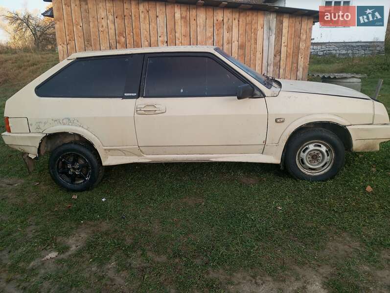 Хэтчбек ВАЗ / Lada 2108 1986 в Косове фото 9 Хэтчбек ВАЗ / Lada 2108 1986 в Косове