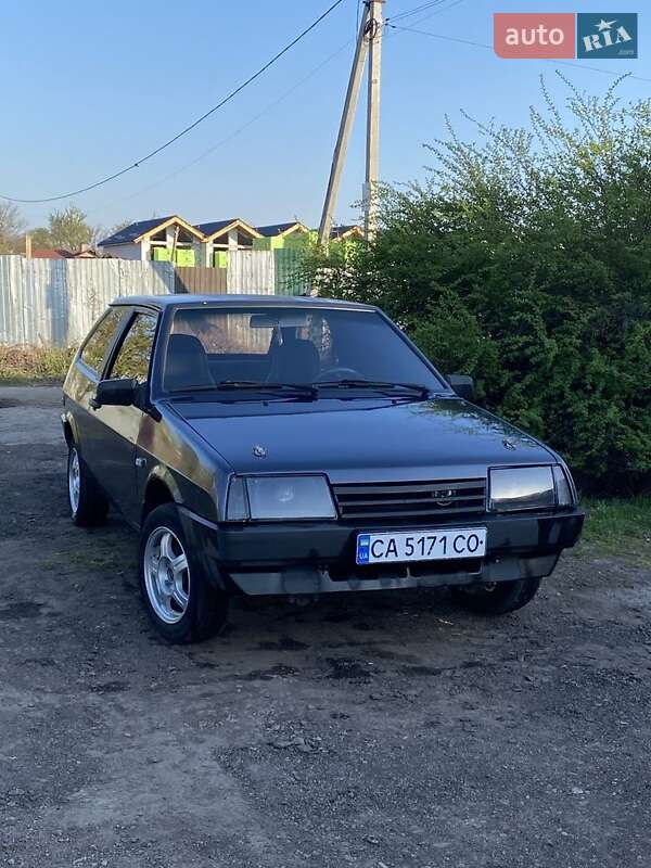 Хэтчбек ВАЗ / Lada 2108 1991 в Черкассах фото 4 Хэтчбек ВАЗ / Lada 2108 1991 в Черкассах