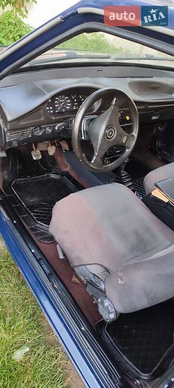 Хетчбек ВАЗ / Lada 2108 1988 в Львові фото 2 Хетчбек ВАЗ / Lada 2108 1988 в Львові