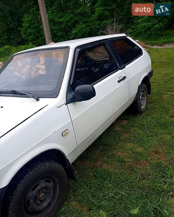 Хэтчбек ВАЗ / Lada 2108 1991 в Ромнах фото 6 Хэтчбек ВАЗ / Lada 2108 1991 в Ромнах