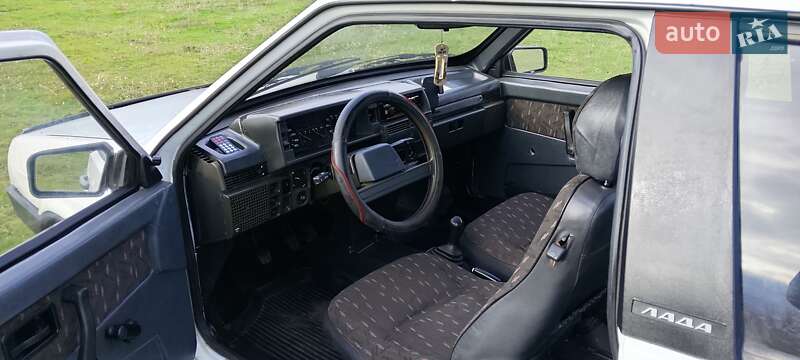 Хэтчбек ВАЗ / Lada 2108 1997 в Полтаве фото 15 Хэтчбек ВАЗ / Lada 2108 1997 в Полтаве