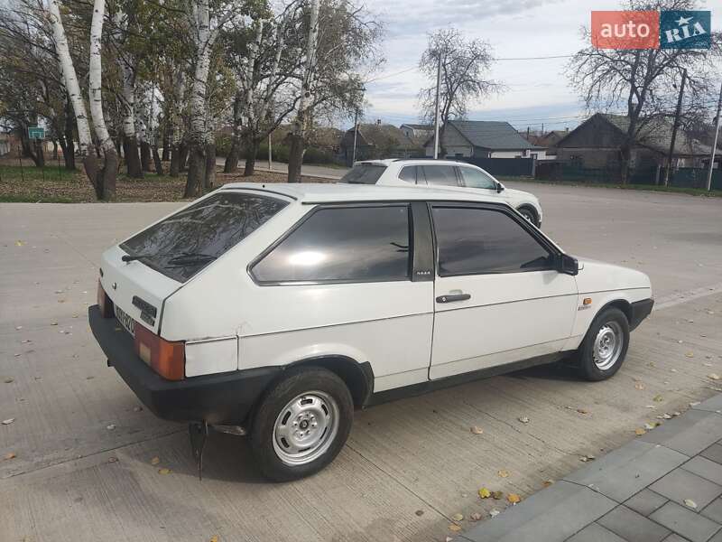 Хетчбек ВАЗ / Lada 2108 1996 в Ізмаїлі