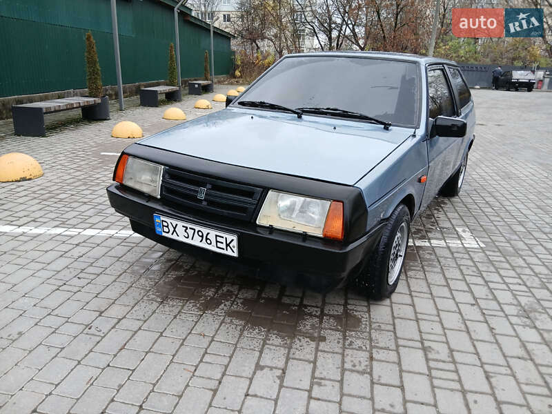 Хэтчбек ВАЗ / Lada 2108 1994 в Каменец-Подольском