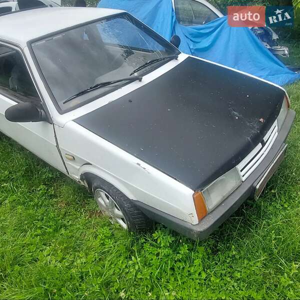 Хэтчбек ВАЗ / Lada 2108 1987 в Львове