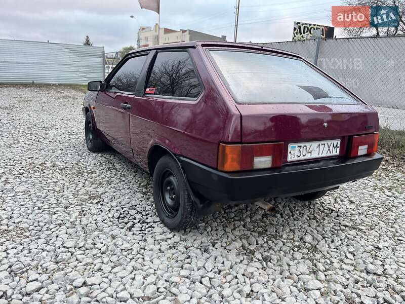 Хэтчбек ВАЗ / Lada 2108 1990 в Каменец-Подольском