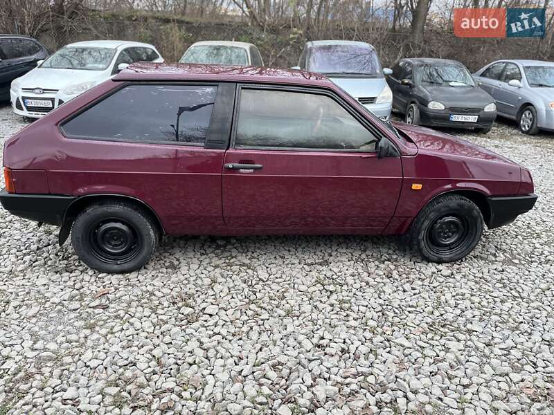 Хэтчбек ВАЗ / Lada 2108 1990 в Каменец-Подольском