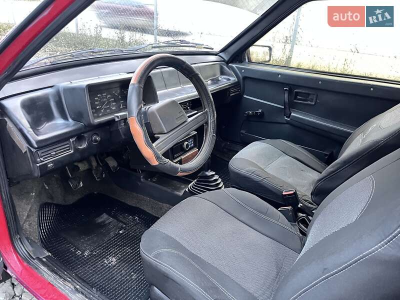 Хэтчбек ВАЗ / Lada 2108 1990 в Каменец-Подольском