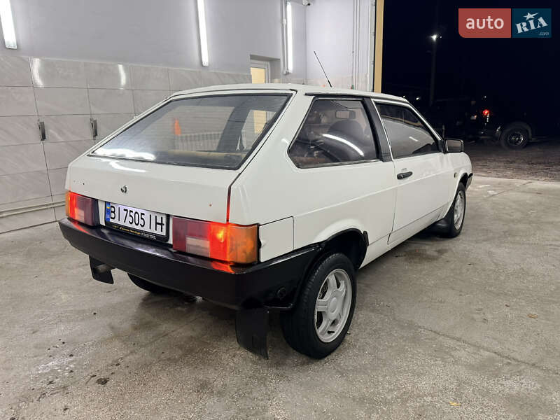 Хетчбек ВАЗ / Lada 2108 1985 в Краснограді