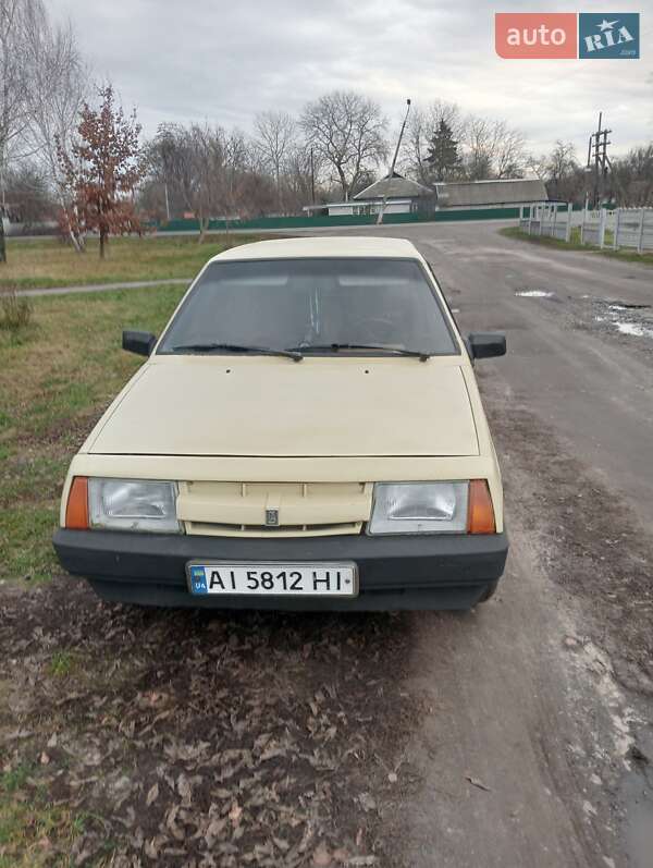 Хетчбек ВАЗ / Lada 2108 1985 в Новій Басані