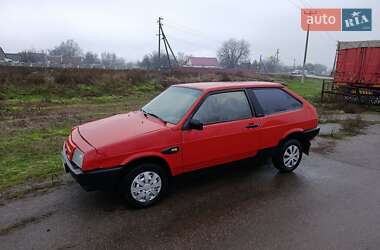 Хэтчбек ВАЗ 2108 1992 в Новониколаевке