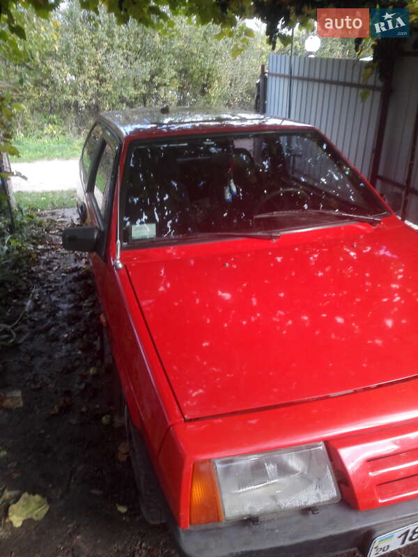 Хэтчбек ВАЗ / Lada 2108 1990 в Тернополе фото 5 Хэтчбек ВАЗ / Lada 2108 1990 в Тернополе