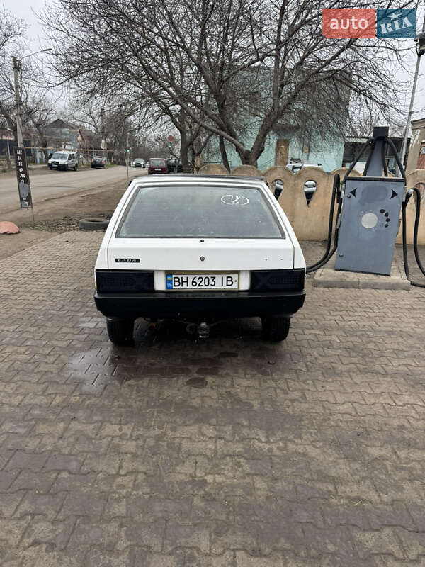 Хэтчбек ВАЗ / Lada 2108 1992 в Тарутине