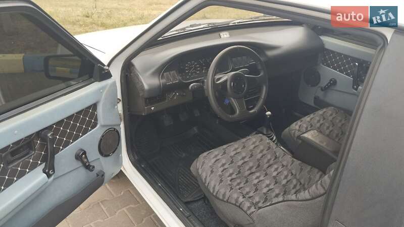 Хэтчбек ВАЗ / Lada 2108 1987 в Одессе