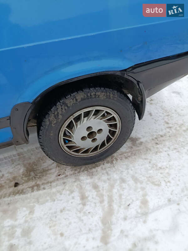 Хэтчбек ВАЗ / Lada 2108 1992 в Украинке