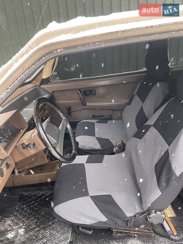 Хэтчбек ВАЗ / Lada 2108 1988 в Львове фото 12 Хэтчбек ВАЗ / Lada 2108 1988 в Львове