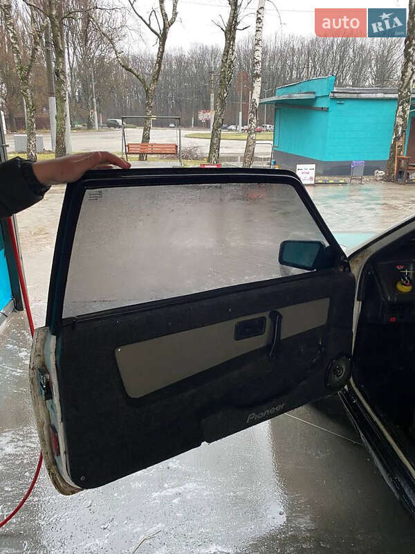 Хэтчбек ВАЗ / Lada 2108 1991 в Запорожье фото 7 Хэтчбек ВАЗ / Lada 2108 1991 в Запорожье