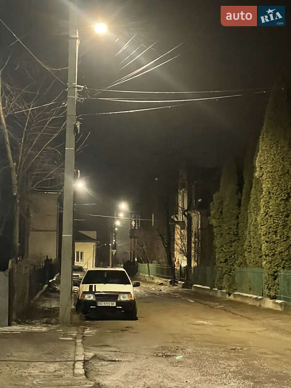 Хэтчбек ВАЗ / Lada 2108 1988 в Чорткове фото 2 Хэтчбек ВАЗ / Lada 2108 1988 в Чорткове