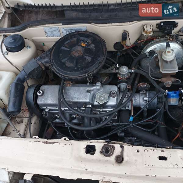 Хэтчбек ВАЗ / Lada 2108 1987 в Нежине фото 8 Хэтчбек ВАЗ / Lada 2108 1987 в Нежине