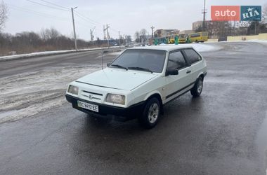 Хэтчбек ВАЗ 2108 1992 в Львове