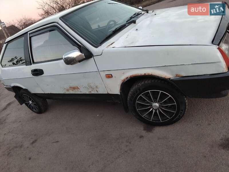 Хэтчбек ВАЗ / Lada 2108 1992 в Житомире