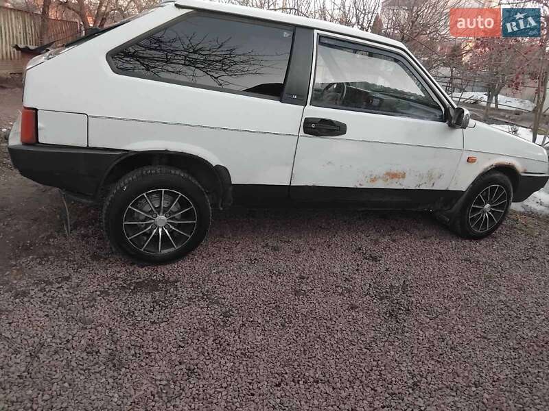 Хэтчбек ВАЗ / Lada 2108 1992 в Житомире