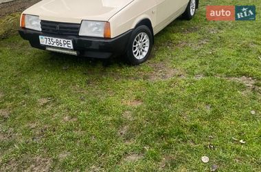 Хетчбек ВАЗ 2108 1987 в Мукачевому