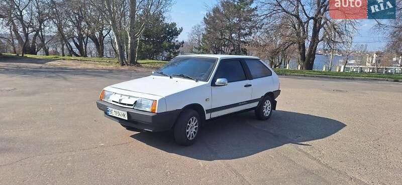 Хетчбек ВАЗ / Lada 2108 1988 в Миколаєві