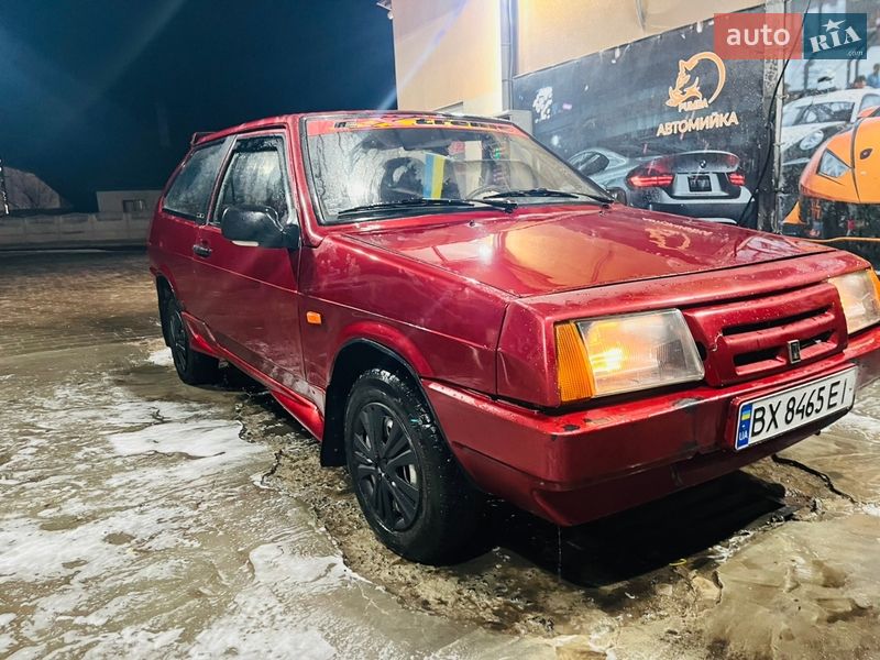 Хетчбек ВАЗ / Lada 2108 1992 в Острозі