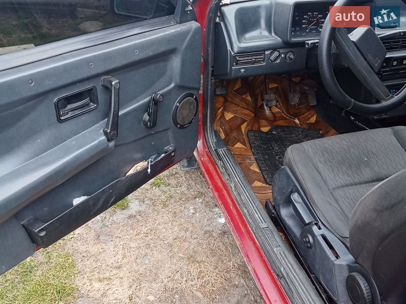 Хэтчбек ВАЗ / Lada 2108 1992 в Перемышлянах