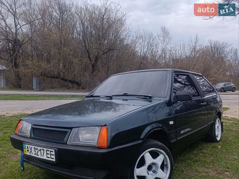 Хэтчбек ВАЗ / Lada 2108 2000 в Днепре