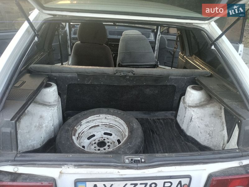 Хэтчбек ВАЗ / Lada 2108 1994 в Чугуеве