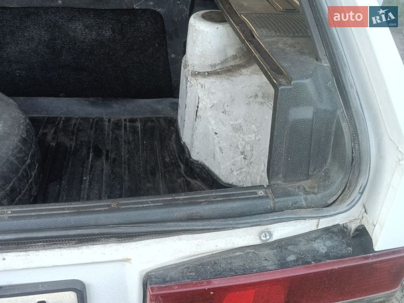 Хэтчбек ВАЗ / Lada 2108 1994 в Чугуеве