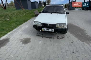 Хэтчбек ВАЗ 2108 1987 в Львове
