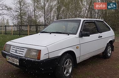 Хэтчбек ВАЗ 2108 1992 в Коростене