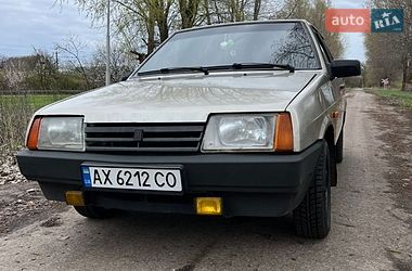 Хэтчбек ВАЗ 2108 1987 в Валках