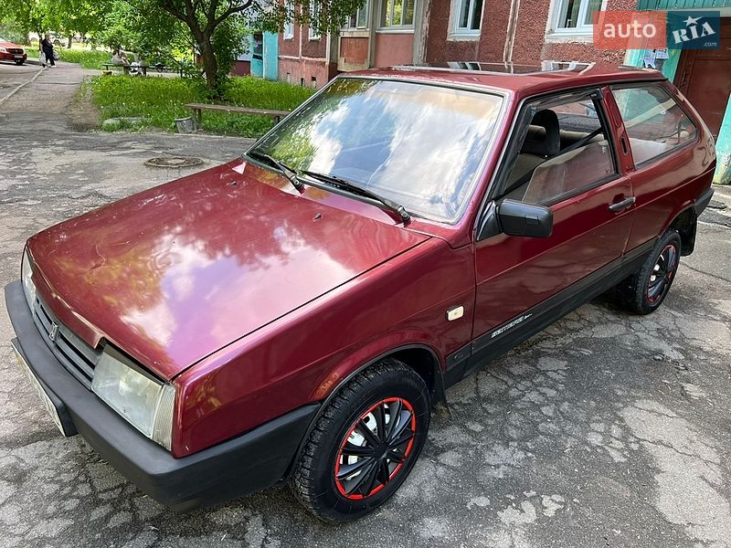 Хэтчбек ВАЗ / Lada 2108 1996 в Житомире