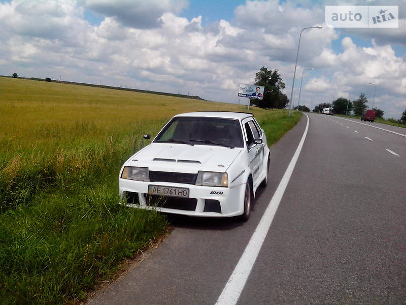 Седан ВАЗ / Lada 21099 1995 в Днепре