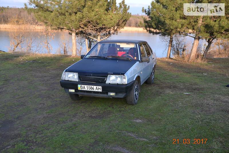 Седан ВАЗ / Lada 21099 2004 в Кропивницком