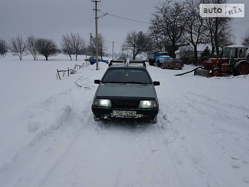 Хэтчбек ВАЗ / Lada 21099 1996 в Косове