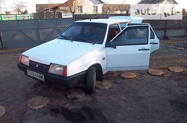 Седан ВАЗ / Lada 21099 1992 в Чернігові