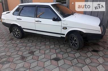 Седан ВАЗ / Lada 21099 1995 в Черновцах