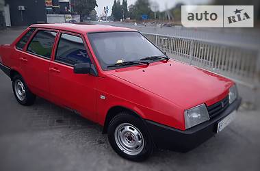 Седан ВАЗ / Lada 21099 1995 в Полтаве