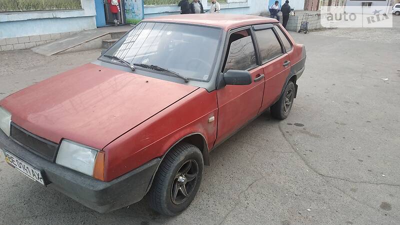 Седан ВАЗ / Lada 21099 1994 в Николаеве