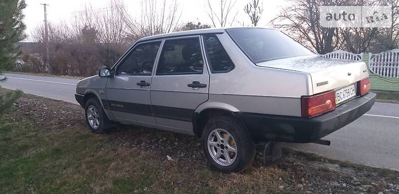 Седан ВАЗ / Lada 21099 2007 в Львові