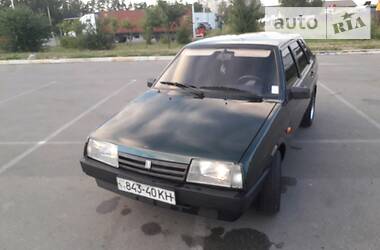 Седан ВАЗ / Lada 21099 2002 в Буче