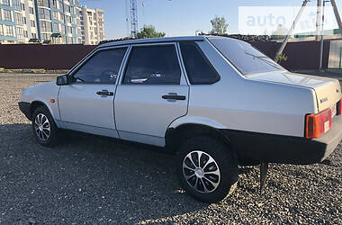 Седан ВАЗ / Lada 21099 2005 в Луцке