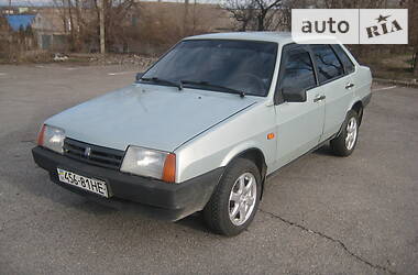 Седан ВАЗ / Lada 21099 2003 в Запорожье